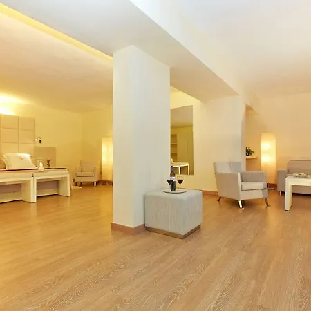 Hotel L'hermitage & 4*